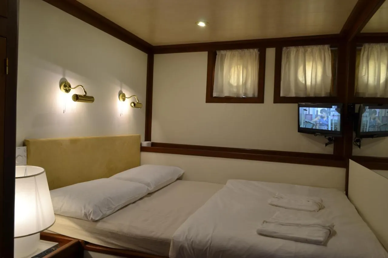 Dvi Marije Hotel Palermo 0*,